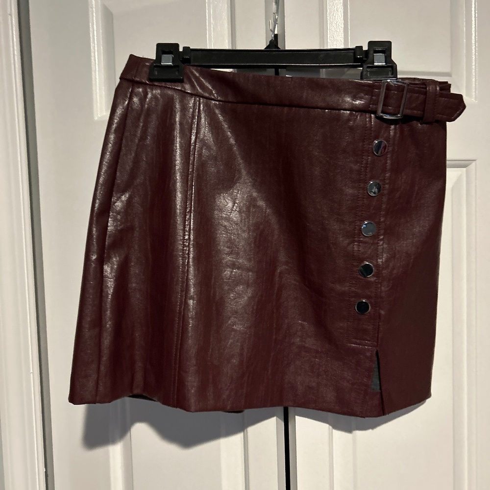 leather skirt